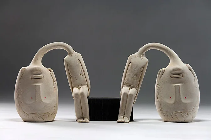 HEAVY HEADS SITTING